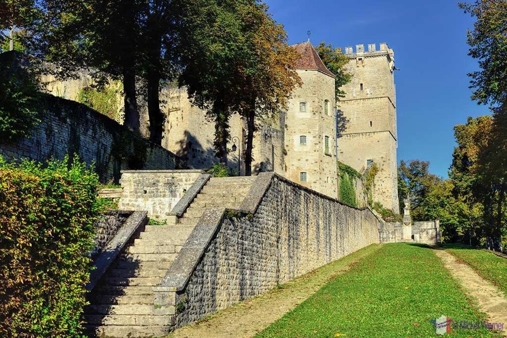 Au 10 Le Long Du Canal Fain-Les-Montbard 外观 照片